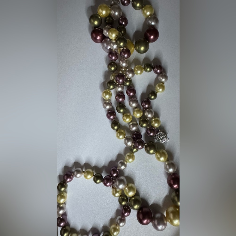 New Elegant Multicolor Pearl Necklace